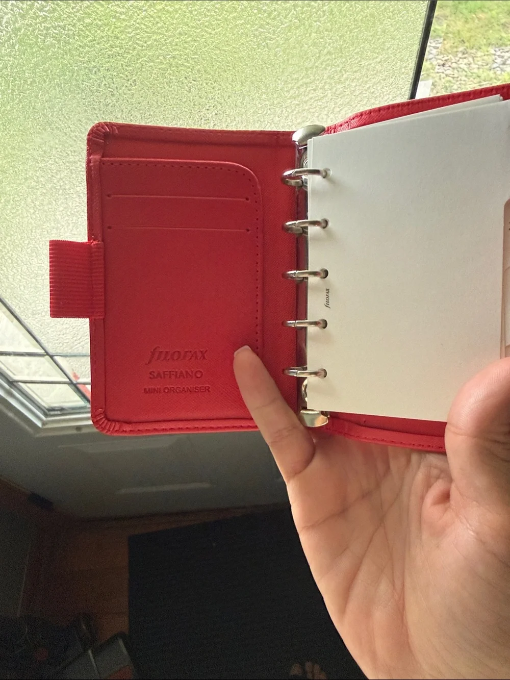 filoFAX Red Magnetic Wallet Phone Case